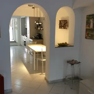 https://appartamento-molto-carino.it-tuscanyhotel.com