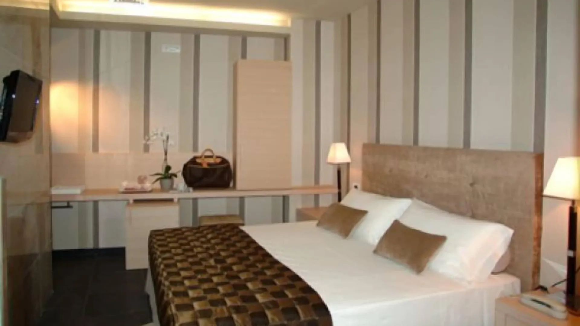 El Homs Palace Hotel Comiso