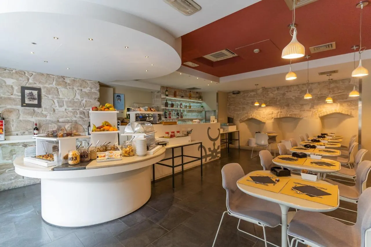 ****  El Homs Palace Hotel Comiso Italy